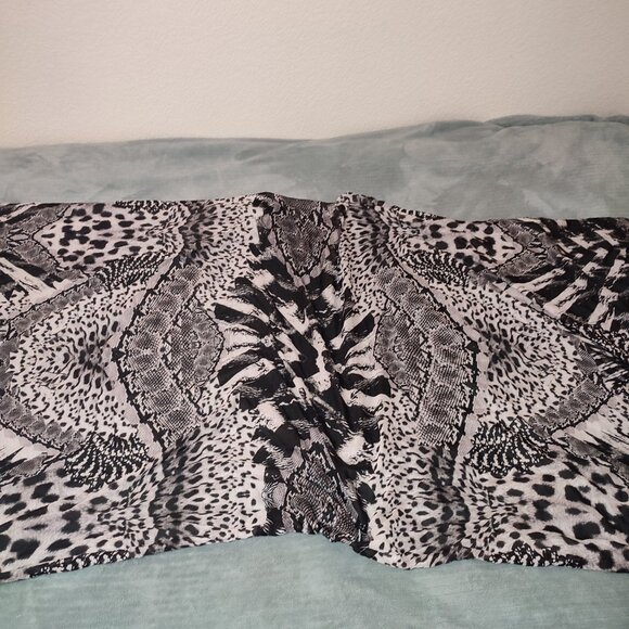 H & M Extra Large Scarf Pareo - Picture 6 of 11